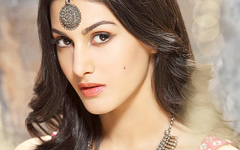 Amrya Dastur, amrya-dastur, indian-celebrities, girls, desi-girls HD wallpaper