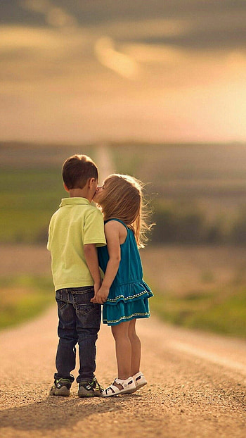 Cute romantic kiss HD phone wallpaper