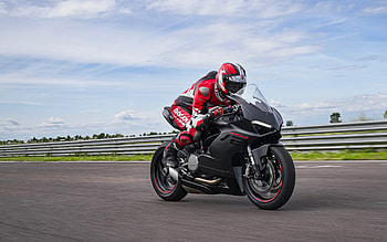 Ducati Panigale V2 Speeding - Motorcycle, vehicle, Ducati Panigale V2 HD wallpaper