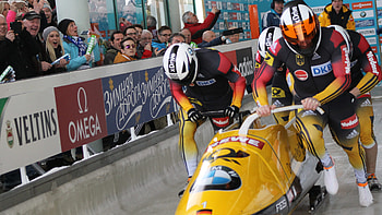 Bobsleigh winter holidays Winterberg skiing HD wallpaper