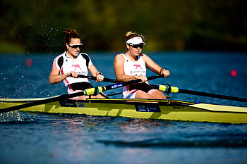 Holly Norton and Karen Bennett, Rowing HD wallpaper