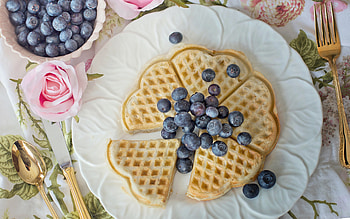 Pancakes, blueberries, breakfast, food HD wallpaper
