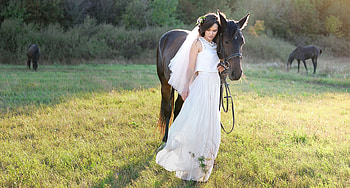 The Long Goodbye . ., style, cowgirl, fun, brunettes, horses, outdoors, ranch, girls, women, models, bride, western, female HD wallpaper