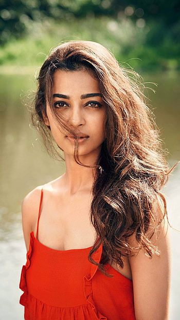 Radhika Apte, bollywood actress HD phone wallpaper