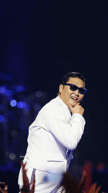 HA21 dance music, Proud artist, Facial expression, Psy's style HD phone wallpaper