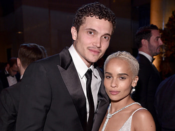 Zo Kravitz, Divorce filing, Karl Glusman, Celebrity breakup HD wallpaper
