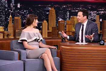 Justin Timberlake, Jessica Biel, Breaking into houses, Jimmy Fallon's show HD wallpaper