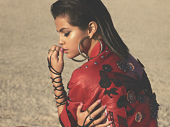 Selena Gomez American Vogue 2017, selena-gomez, celebrities, music, girls HD wallpaper