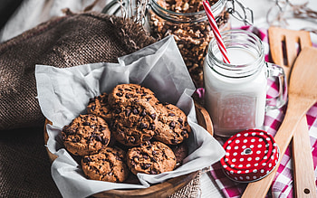 Milk and cookies delight, Sweet indulgence, Baked goodness, Tasty treat HD wallpaper