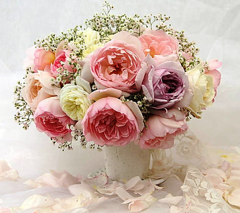 The most beautiful roses, roses, beautiful, gift, elegant bouquet, delicate, variously colored, nature, flowers, happy, perfume HD wallpaper