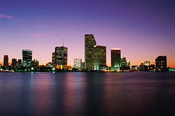 Miami Beach Skyline, Affordable attractions, Coastal paradise, Sun-kissed shores HD wallpaper