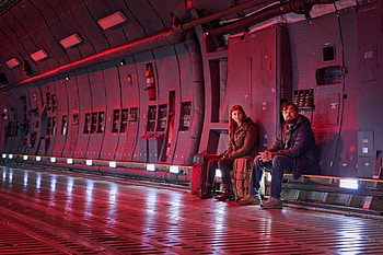 Don't Look Up movie, Dark humor, Celestial collision, Comedic timing HD wallpaper