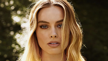 Margot Robbie, Blonde, Laptop , Full HD wallpaper