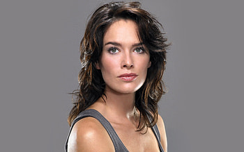 Lena Headey, Hollywood actress, Striking performances, Mesmerizing talent HD wallpaper