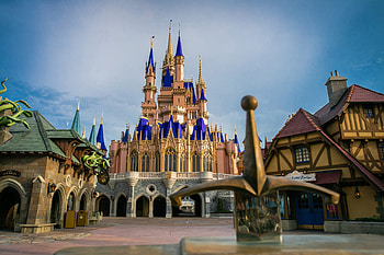 Disney Animation, DeSantis bluff calls, 1B debt, Disney district HD wallpaper