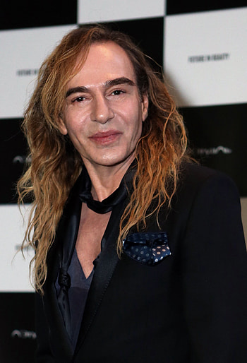 John Galliano, Maison Martin Margiela, Creative director, Time HD phone wallpaper