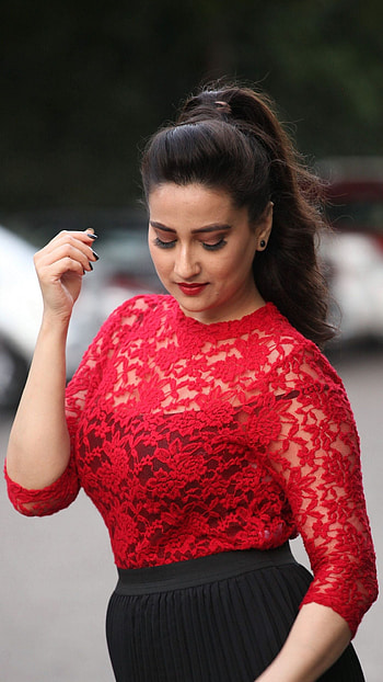 Manjusha, telugu actress, anchor HD phone wallpaper