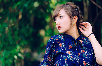 Ultra — Asian Woman in Floral Dress, woman, asian HD wallpaper