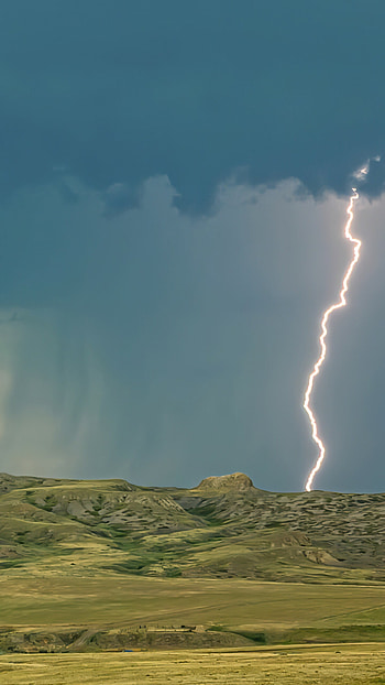 Grasslands National Park, Lightning in the sky, Breathtaking , Travel inspiration HD phone wallpaper