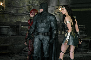 Justice League Wonder Woman Flash And Batman, justice-league, super-heroes, wonder-woman, batman, flash, 2017-movies HD wallpaper