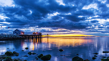 Sunset at a Marina of Vancouver, British Columbia, coast, colors, clouds, sky, canada, water, reflections, sea, house, pier HD wallpaper