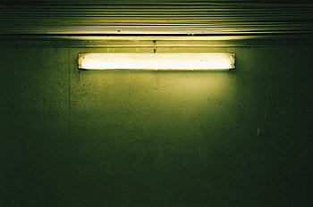 Shine, Light, Miscellanea, Miscellaneous, Wall, Glow, Light Bulb HD wallpaper