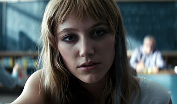 Maika Monroe movies, Maika Monroe Flashback, Frederick Fitzell movie, 2020 release HD wallpaper