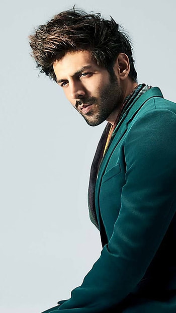 Kartik Aaryan, Blue Jacket HD phone wallpaper