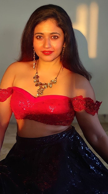 Poonam Bajwa, tamil actress HD phone wallpaper
