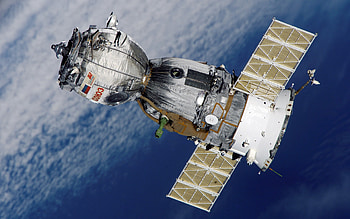 Soyuz Spacecraft, space, soyuz, Russia, spacecraft HD wallpaper