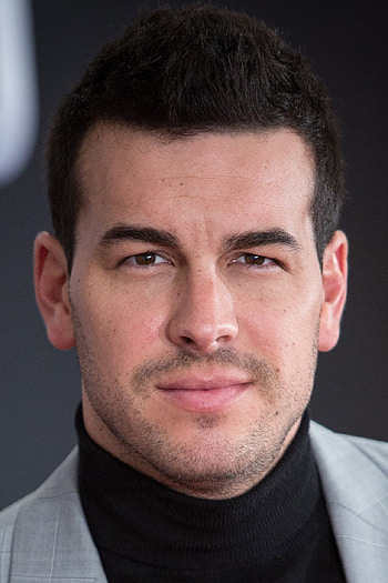 Mario Casas, Movies, Profile , Movie database HD phone wallpaper