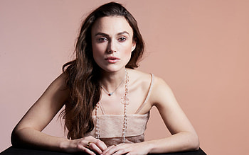 Keira Knightley, British actress, portrait, pink dress, hoot, British star, beautiful woman HD wallpaper