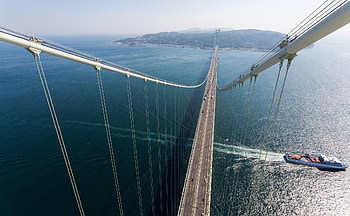 Akashi Kaikyo Bridge, Japanese structure, Iconic bridge, Architectural wonder HD wallpaper