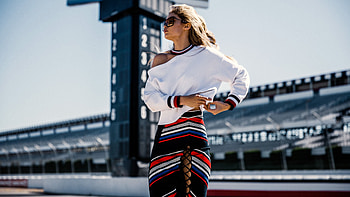 Tommy Hilfiger, , Trendy backgrounds, Fashion brand HD wallpaper