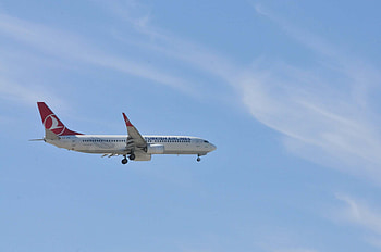 Turkish Airlines, European flight traffic falls, Top 50 carriers HD wallpaper