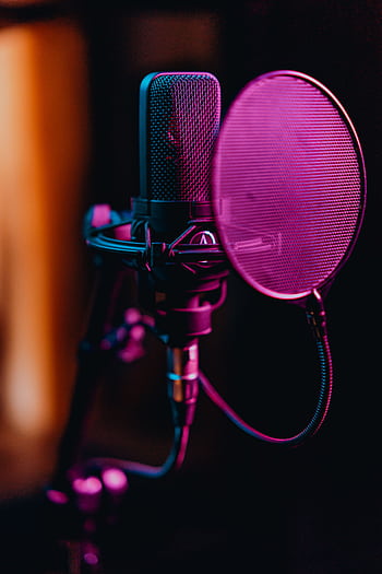 Close-up of a professional condenser micro and pop filter in a recording studio. HD phone wallpaper