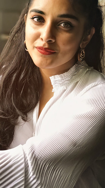 Nivetha Thomas, telugu actress, talented HD phone wallpaper