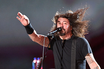 Foo Fighters, Forum show postponed, COVID-19 impact, Music event HD wallpaper