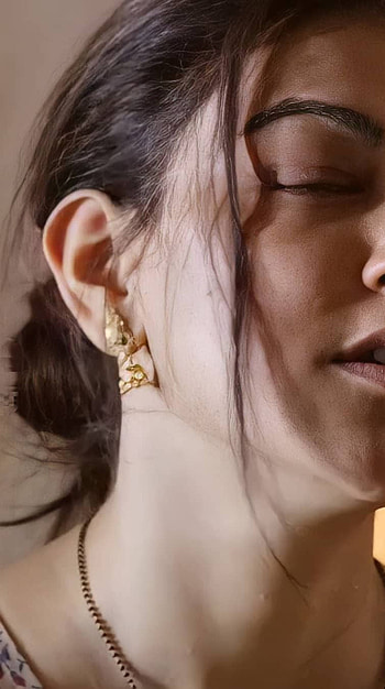 Kajal Agarwal, multilingual actress, seductive HD phone wallpaper