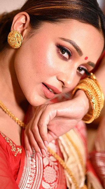 Mimi chakroborty, model, saree lover HD phone wallpaper