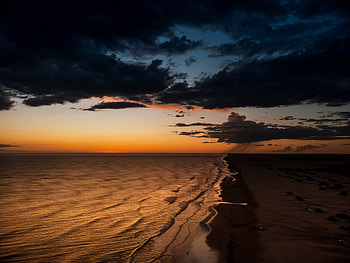Sun Setting Over Ocean On Beach, sunset, beach, ocean, nature HD wallpaper