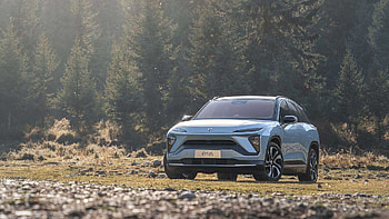 NIO Auto, EV sales down, October, High demand HD wallpaper
