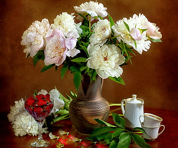 Lovely Whites, teacups, creamer, wineglass, peonies, strawberries, vase, white peonies, still life, flowers, pewter vase HD wallpaper
