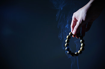 Smoke, Hand, Miscellanea, Miscellaneous, Beads, Chaplet HD wallpaper