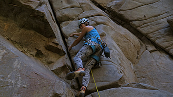 Stock video, Rock climbing, Woman HD wallpaper