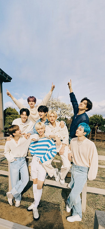 Stray Kids, people_in_nature, sky, skz, straykids, stay HD phone wallpaper