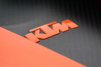 Embossed, KTM Logo HD wallpaper