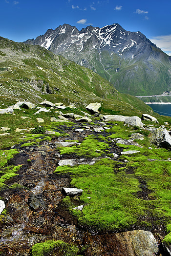 Nature, Mountains, Rocks, Vertex, Lake, Tops, Moss HD phone wallpaper