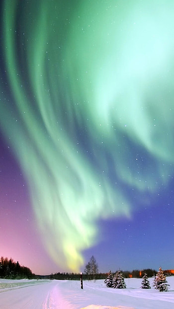 Aurora Borealis, Nokia Lumia, Striking , Polar lights HD phone wallpaper