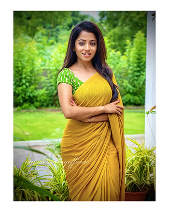 Navya Swamy, people_in_nature, sari HD phone wallpaper